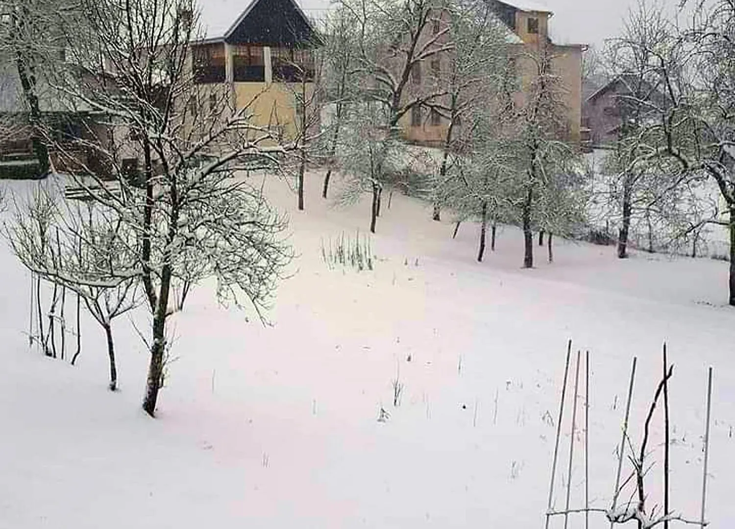 Holiday House Lukovdol Vrbovsko 0*,